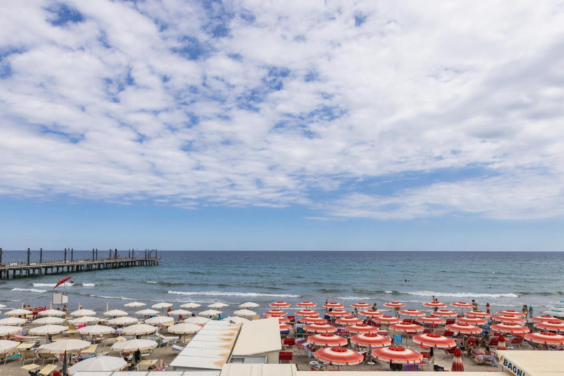Remia Suites & Leisure Alassio Exterior photo
